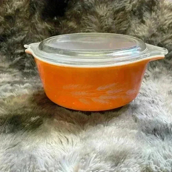 Pyrex Vintage 1980's Autumn Harvest Wheat Serving Casserole  Dish 472-B - Picture 1 of 16